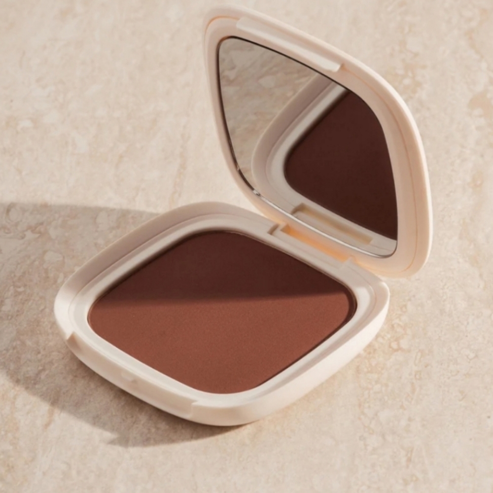 Vesca Soft Matte Bronzing Powder Kissed By Maldives